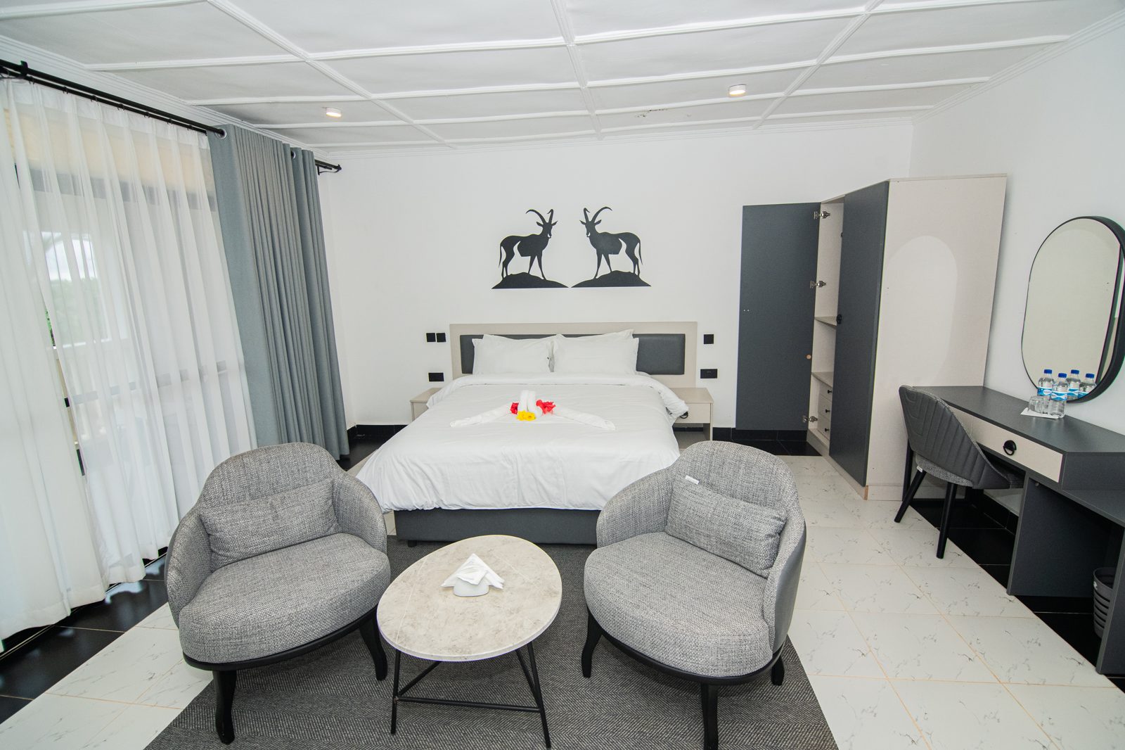 Orchard room lounge area